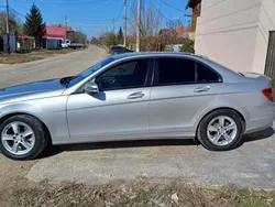 Mercedes C200