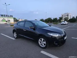 Albastru Utilizat 2011 Renault Mégane III Hatchback | 3.000 EUR (Preț bun)