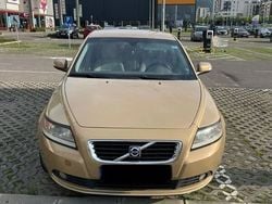 Galbeuriu Utilizat 2009 Volvo S40 Berlinǎ | 3.700 EUR (Preț OK)