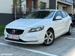 Alb Utilizat 2013 Volvo V40 CC Kinetic Break | 6.750 EUR