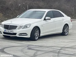 Culoarealb Utilizat 2012 Mercedes E200 Berlinǎ | 9.000 EUR (Preț OK)