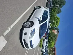 Utilizat 2011 Toyota Auris Hybrid Hatchback | 4.200 EUR (Preț bun)