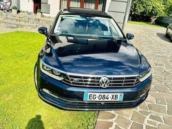 Culoarealbastru Utilizat 2016 VW Passat Highline Break | 16.800 EUR (Puțin scump)