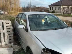 Utilizat 2006 VW Polo GTI Hatchback | 600 EUR (Super Preț)