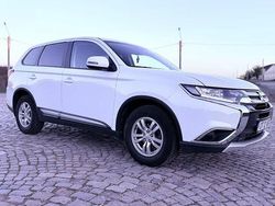 Culoarealb Utilizat 2017 Mitsubishi Outlander Invite SUV | 14.799 EUR (Scump)