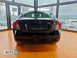 Utilizat 2010 Volvo S40 Kinetic Berlinǎ | 4.490 EUR (Preț OK)