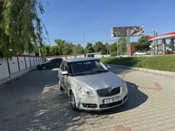 Gri Utilizat 2009 Skoda Fabia Hatchback | 2.200 EUR (Preț OK)