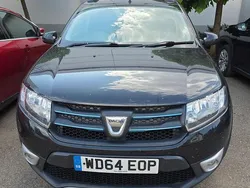 Negru Utilizat 2015 Dacia Sandero Stepway Hatchback | 2.200 EUR