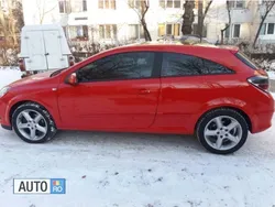 Rosu Utilizat 2007 Opel Astra Hatchback | 3.300 EUR (Scump)
