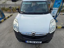 Alb Utilizat 2015 Opel Combo Monovolum | 6.400 EUR (Preț OK)