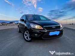 Utilizat 2008 Ford Focus Berlinǎ | 2.500 EUR (Preț OK)