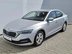 Argintiu metalic Utilizat 2021 Skoda Octavia Ambition | 17.980 EUR (Puțin scump)