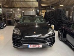 Culoarenegru Utilizat 2019 Porsche Cayenne SUV | 52.000 EUR (Super Preț)