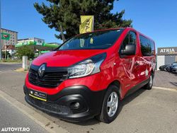 Rosu Utilizat 2017 Renault Trafic Expression Van | 17.275 EUR (Scump)