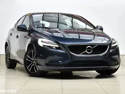 Albastru Utilizat 2019 Volvo V40 Summum Break | 15.750 EUR (Scump)