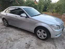 Gri Utilizat 2007 Mercedes C180 Berlinǎ | 4.950 EUR (Preț bun)