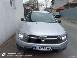 Argintiu Utilizat 2012 Dacia Duster SUV | 4.900 EUR (Preț OK)