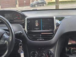 Culoaregri Utilizat 2019 Peugeot 2008 Business-Line SUV | 8.000 EUR (Super Preț)