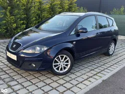 Albastru Utilizat 2011 Seat Altea XL Monovolum | 3.790 EUR