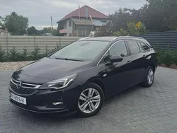Culoarenegru Utilizat 2017 Opel Astra Innovation Break | 6.890 EUR (Preț OK)