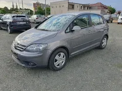 Utilizat 2008 VW Golf Plus Cross Monovolum | 3.690 EUR