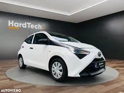 Alb Utilizat 2020 Toyota Aygo Trend Hatchback | 6.900 EUR (Preț bun)