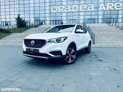 Culoarealb Utilizat 2021 MG ZS Luxury SUV | 13.499 EUR (Preț OK)