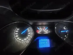 Albastru Utilizat 2013 Ford Focus Berlinǎ | 2.800 EUR (Super Preț)