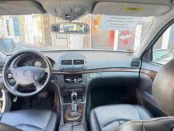 Utilizat 2004 Mercedes 220 Berlinǎ | 3.000 EUR