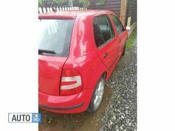 Rosu Utilizat 2005 Skoda Fabia Hatchback | 1.400 EUR (Preț OK)