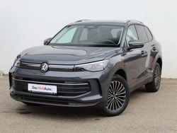 Gri mediu normal Utilizat 2024 VW Tiguan Advance SUV | 42.250 EUR