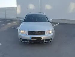 Gri Utilizat 2002 Audi A4 Break | 1.600 EUR (Preț bun)