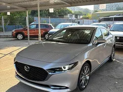Culoarebej Nouă 2025 Mazda 3 Exclusive-Line Berlinǎ | 31.564 EUR