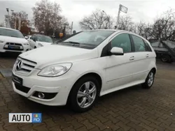 Alb Utilizat 2010 Mercedes B200 Monovolum | 7.390 EUR (Scump)