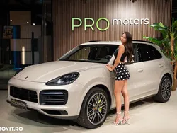 Culoaregri Utilizat 2020 Porsche Cayenne SUV | 79.900 EUR (Scump)