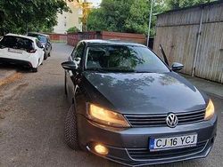 Culoaregri Utilizat 2012 VW Jetta Highline Berlinǎ | 5.900 EUR (Preț OK)