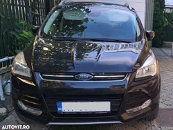 Negru Utilizat 2016 Ford Kuga Titanium SUV | 10.500 EUR (Preț bun)