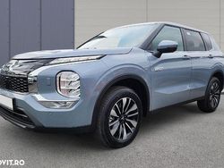 Culoaregri Utilizat 2024 Mitsubishi Outlander P-HEV Plus SUV | 47.990 EUR