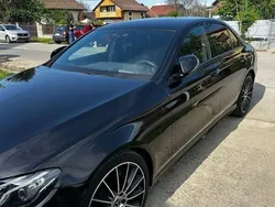 Negru Utilizat 2017 Mercedes E220 Berlinǎ | 19.990 EUR (Preț bun)