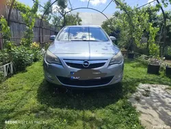 Utilizat 2012 Opel Astra | 3.500 EUR