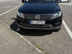 Culoarenegru Utilizat 2018 VW Touareg SUV | 22.000 EUR (Super Preț)