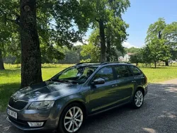Gri Utilizat 2014 Skoda Octavia Ambition Break | 8.990 EUR (Preț bun)