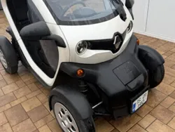 Utilizat 2020 Renault Twizy Hatchback | 4.199 EUR