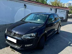 Culoarenegru Utilizat 2010 VW Polo Highline | 4.500 EUR (Puțin scump)