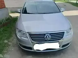 Gri Utilizat 2010 VW Passat Highline Hatchback | 4.600 EUR (Preț OK)
