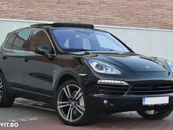 Culoarenegru Utilizat 2013 Porsche Cayenne SUV | 18.500 EUR (Super Preț)