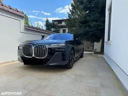 Gri Utilizat 2024 BMW 750e Berlinǎ | 129.591 EUR (Preț OK)