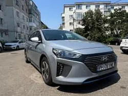 Gri Utilizat 2018 Hyundai Ioniq Berlinǎ | 13.800 EUR