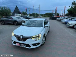 Alb Utilizat 2020 Renault Mégane IV Intens Berlinǎ | 15.609 EUR (Scump)
