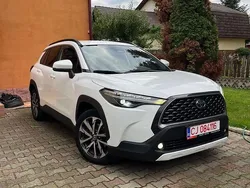 Culoarealb Utilizat 2022 Toyota Corolla Cross Lounge SUV | 28.299 EUR